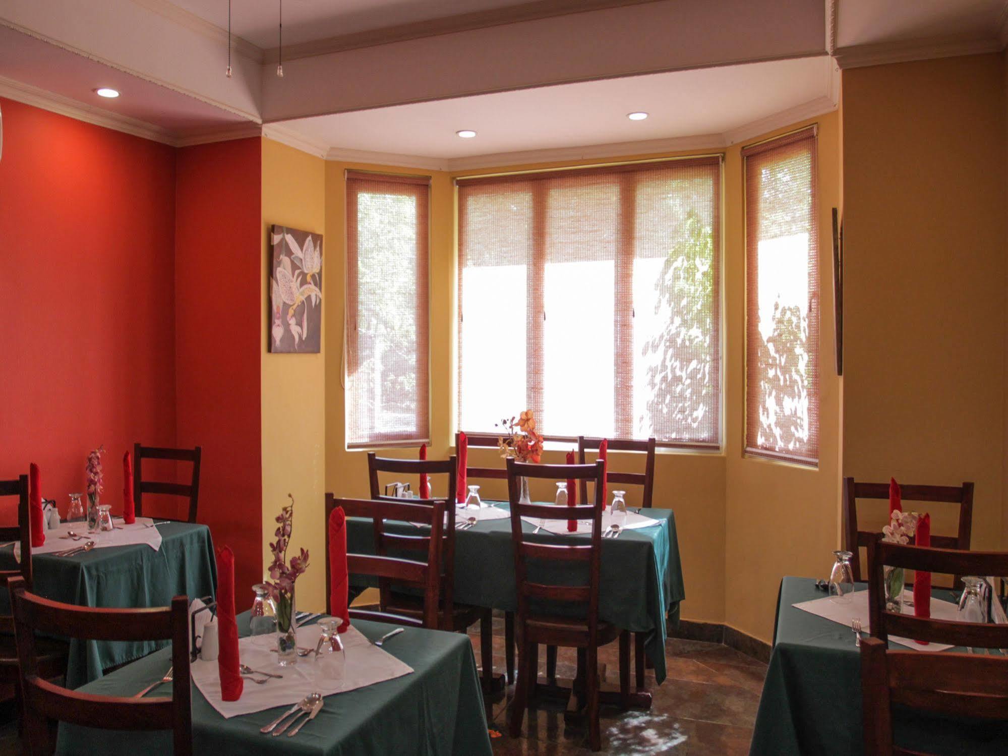 L'Orchidee Boutique Hotel Belmont Екстер'єр фото